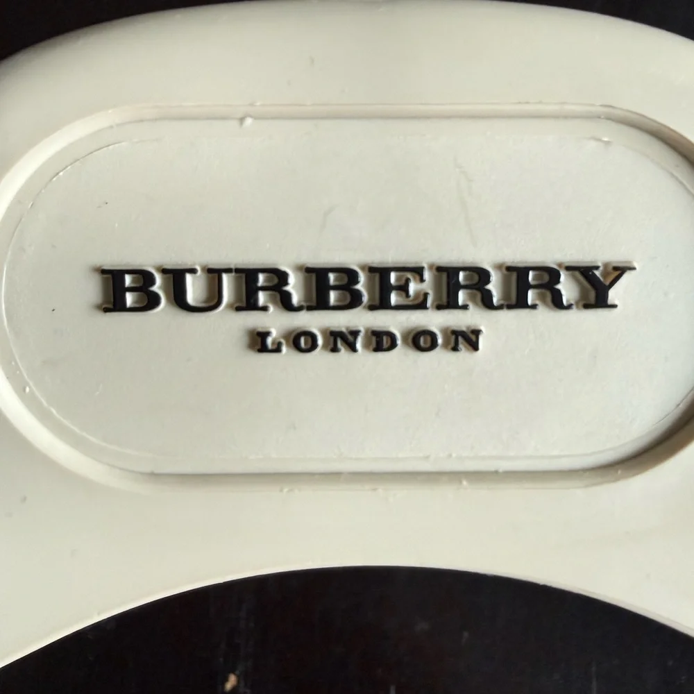 Burberry Cream White Plastic Hanger with Raised Logo